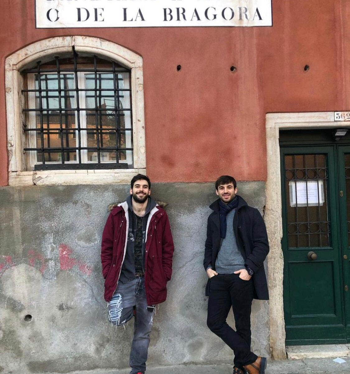 The Match Hotel - La visione di due Fratelli